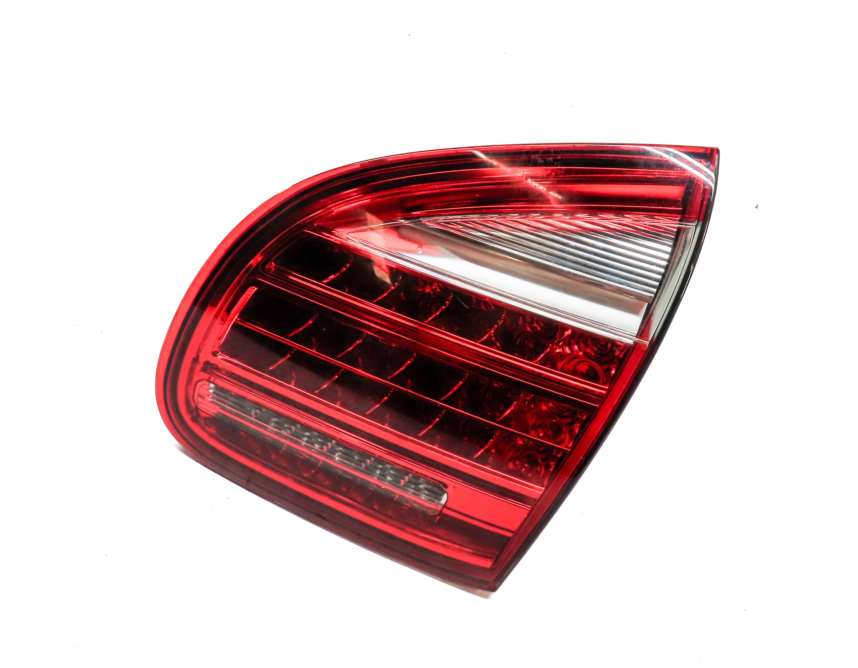 2011-2014 PORSCHE CAYENNE (958) RIGHT PASSENGER INNER TAILLIGHT LIGHT LAMP — exact item pictured
